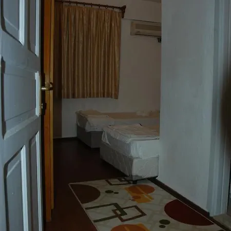 Flash Ξενοδοχείο Μαρμαρίς