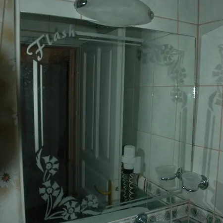 Otel Flash