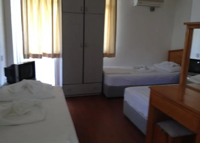 弗莱斯酒店 酒店 马尔马里斯